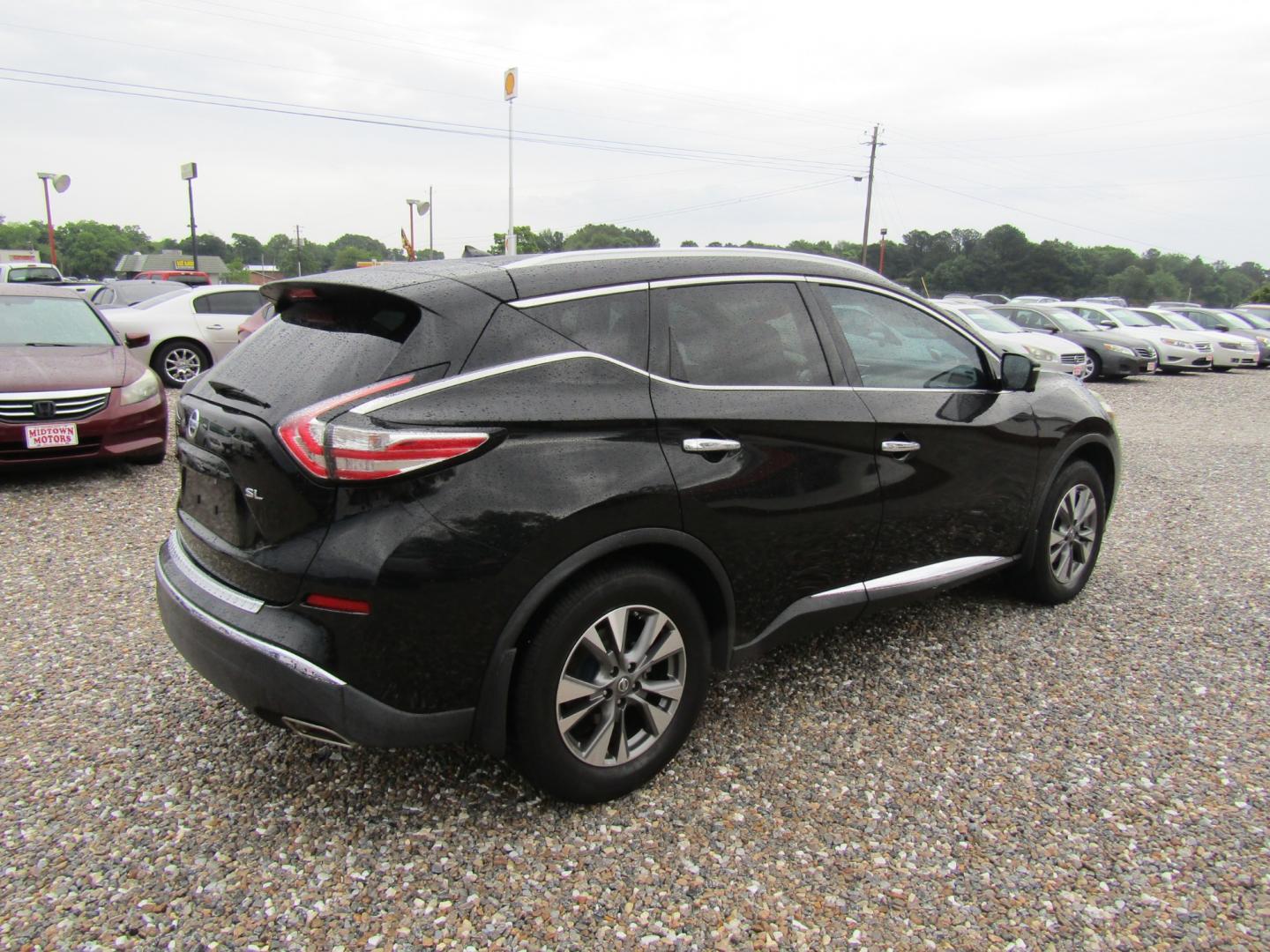 2015 Black /Gray Nissan Murano (5N1AZ2MG1FN) with an V6 engine, Automatic transmission, located at 15016 S Hwy 231, Midland City, AL, 36350, (334) 983-3001, 31.306210, -85.495277 - Photo#7